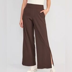 Old navy stretch tech wide leg split hem brown pants size small
